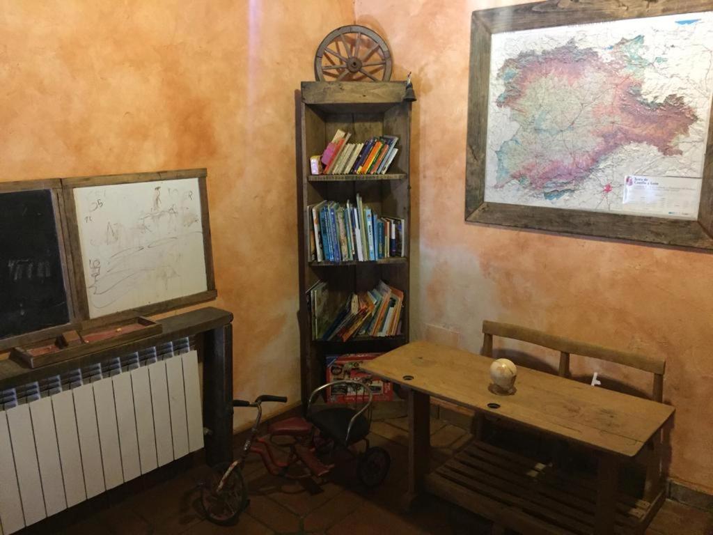 Casa Rural La Charolesa Aguilera Bagian luar foto